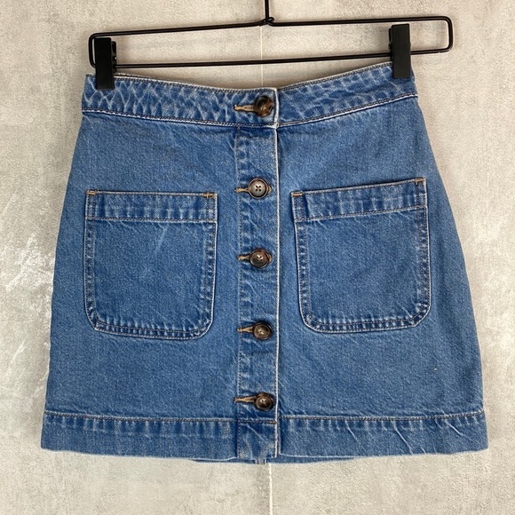 Free People button front denim skirt - Picture 2 of 7